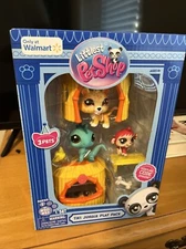 Authentic Littlest Pet Shop Tiki Jungle Play Pack with Gen 7 50-52 3 Pets