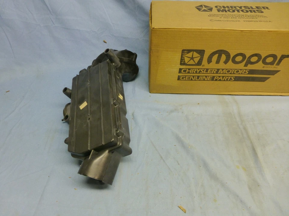 NOS Mopar Dodge Omni 1.7L ECM Engine Control Module Part# 4111686 - Image 2 of 4
