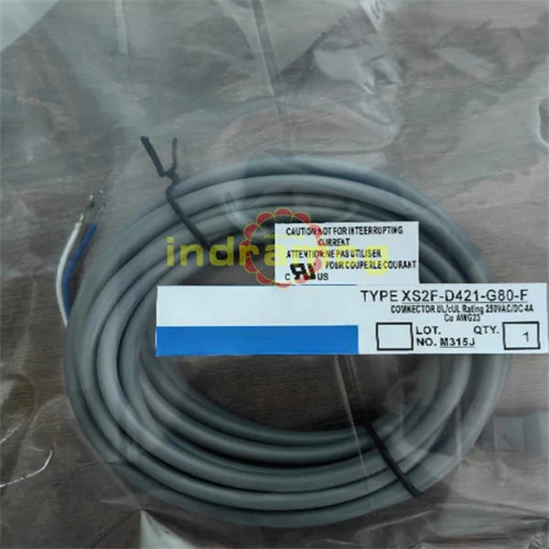 1PCS For Omron XS2F-D421-G80-F plug wire Cable NEW
