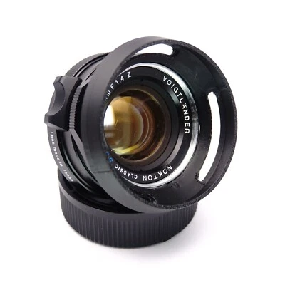 Ausgeknipst Gegenlichtblende Voigtländer LH-6 für Nokton 1,4/35 1,4/40 & 1,5/50