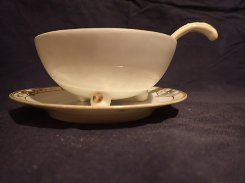 ANTIQUE NIPPON SMALL SERVING FOOTED BOWL WITH PLATE AND LADLE GOLD GILT - Picture 2 of 6