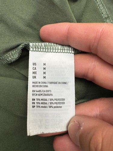 American Eagle einfarbig grün Basic Kurzarm T-Shirt Damen Größe Medium - Bild 4 von 6