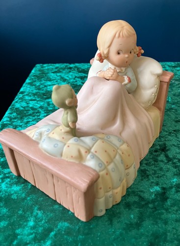 Memories of Yesterday Pleasant Dreams & Sweet Repose #526592 Musical in Box 1994 - Picture 3 of 23