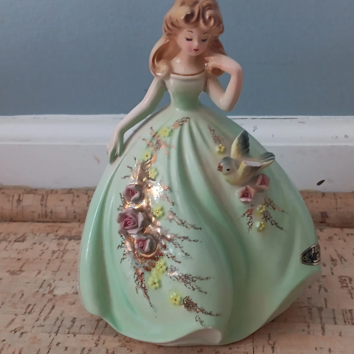 Yellow Ceramic Collectible 1950-1959 Time Period Manufactured