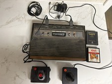 Atari 2600 Console Bundle 2 Games 2 Controlle...