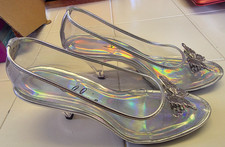 CINDERELLA 'GLASS' SHOES - SIZE 7/8 - IDEAL F0R PANTO, FANCY DRESS