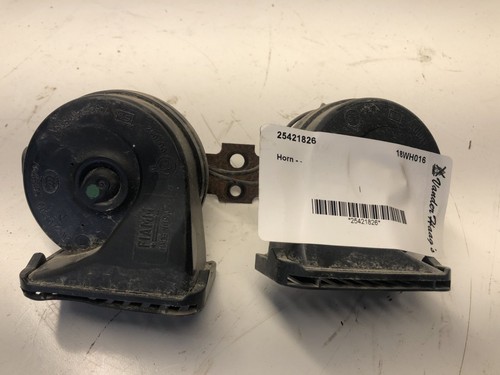 Freightliner M2 106 Horn - Used