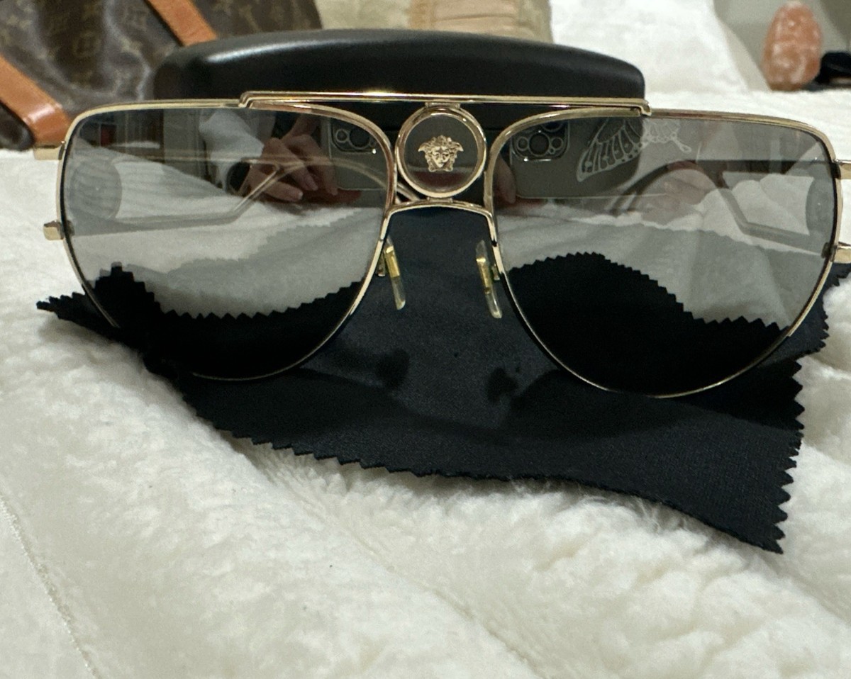 Versace Gold Frame Black Lens Sunglasses Amazon.com: Versace Man Sunglasses Gold Frame, Dark Grey  main image 4