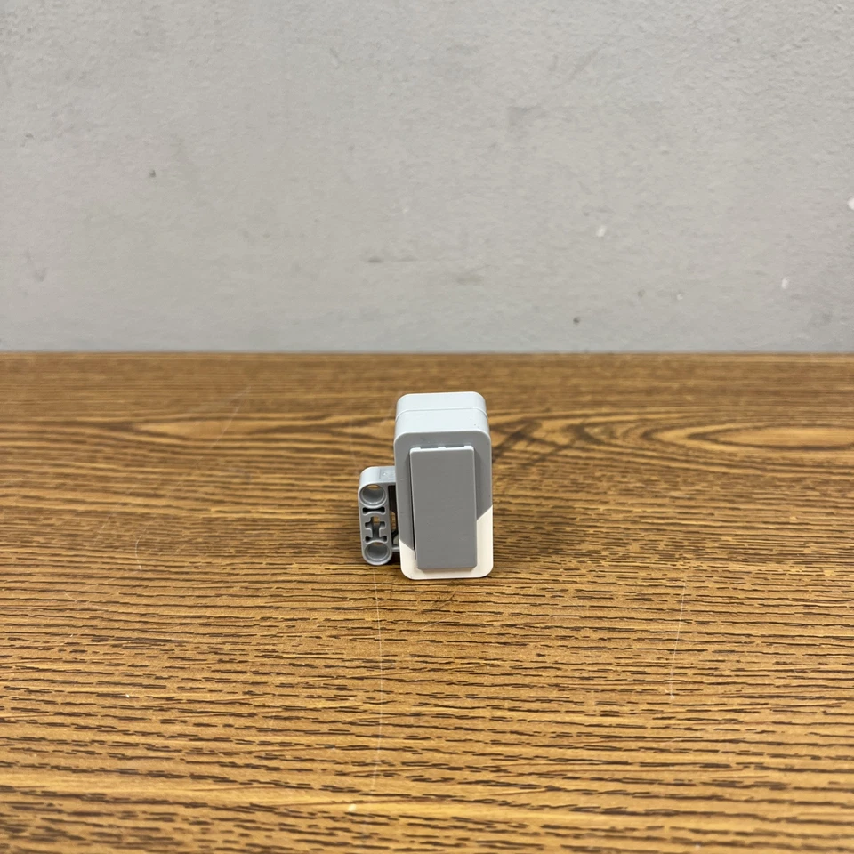 Lego Mindstorms EV3 Gyro Sensor 45505 - Image 4 of 4