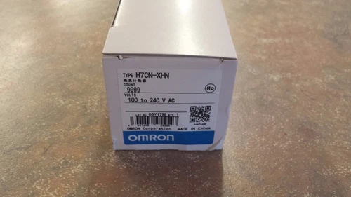 One Omron H7CN-XHN 100-240VAC Digital Counter New In Box Expedited Shipping
