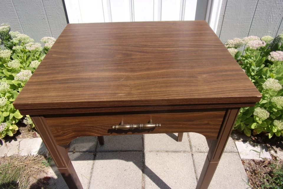 Antigo Gabinete de Máquina de Costura Desdobrável de Madeira Sear Roebuck Kenmore 1970 SOMENTE RETIRADA - Imagem 2 de 4