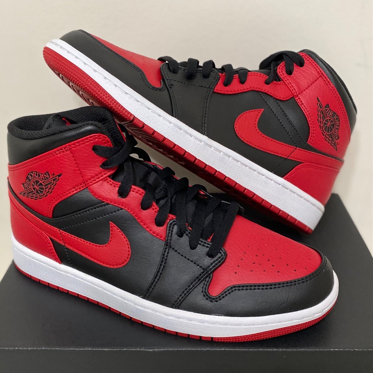 Nike Air Jordan 1 Mid BANNED 2020 Deadstock Black Red White