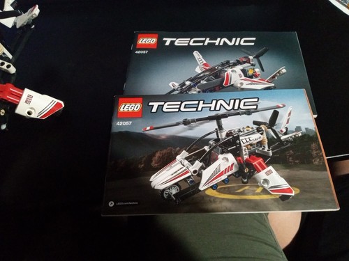 LEGO TECHNIC: Ultralight Helicopter (42057) - Picture 3 of 3