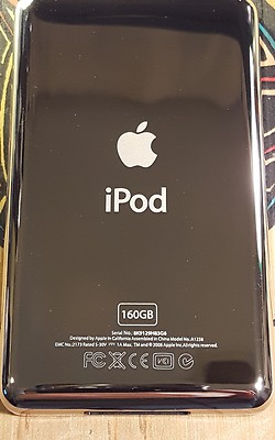 Apple iPod classic 160gb 7th Gen Black -thin - Hard Case