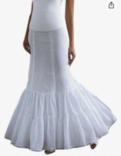 Petticoat, fit and flare slip style 550. The 2-tiered silhouette