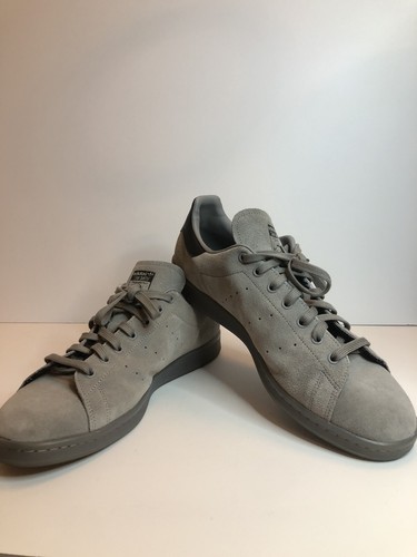 tan suede stan smith