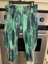 Athleta Crop Legging-Size XS