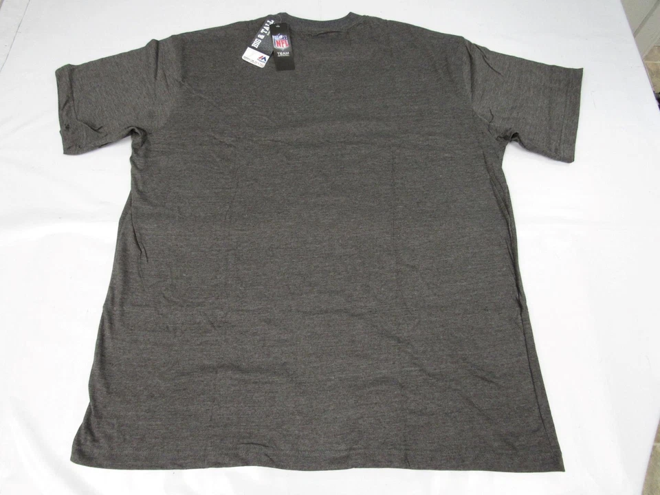 Tennessee Titans Mens Big & Tall Sizes 2XL-3XL-4XL-5XL Majestic Distressed Shirt - Image 2 of 4