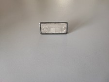 Audi A4 B6 8E Kennzeichenleuchte links 8E0807430A