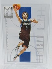 Ricky Rubio Rookie Cards and Autograph Memorabilia Guide 17