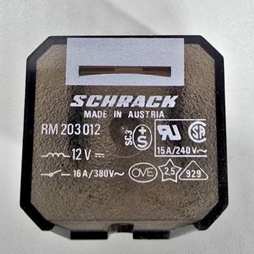 Schrack RM202012 Plug-In Relay, 3PDT, 8-Pin, 400VAC 16A Max, 380VAC 12vdc Coil