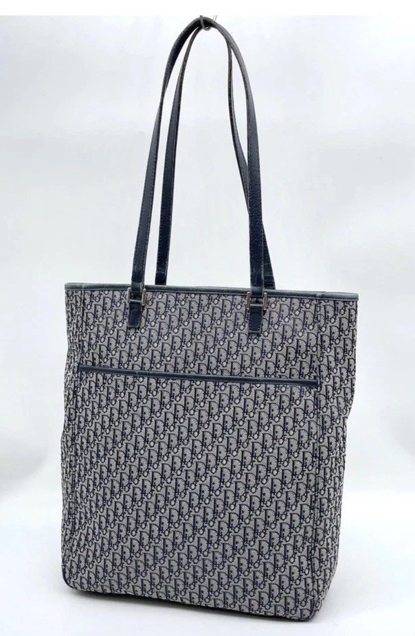 Authentic  Christian Dior Trotter Navy 1023 GM Bucket Leather Tote Bag NS110107
