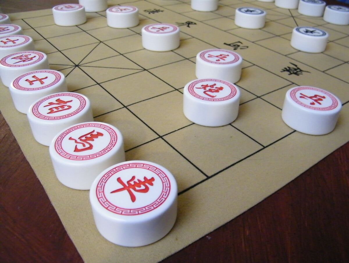 XIANGQI (CHINESE CHESS) 4.2 cm PIECES, 20 inch FAUX SUEDE PLAYING