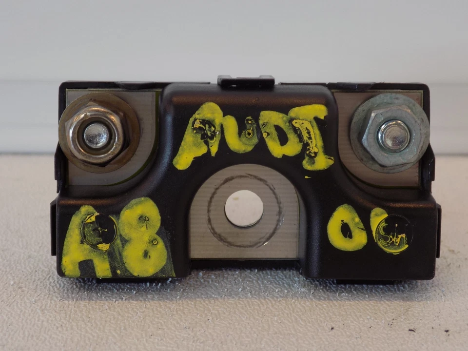 04-10 Antena obturadora de supresión de filtro de ruido Audi A8 Quattro OEM Foto 2 de 4