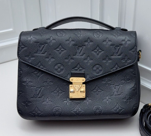 Louis Vuitton Pochette Metis Monogram Empreinte Shoulder Bag Crossbody Excellent