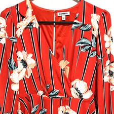 V-neck Faux Wrap Dress Small NWT Floral Puff Sleeve Cocktail Going Out Party