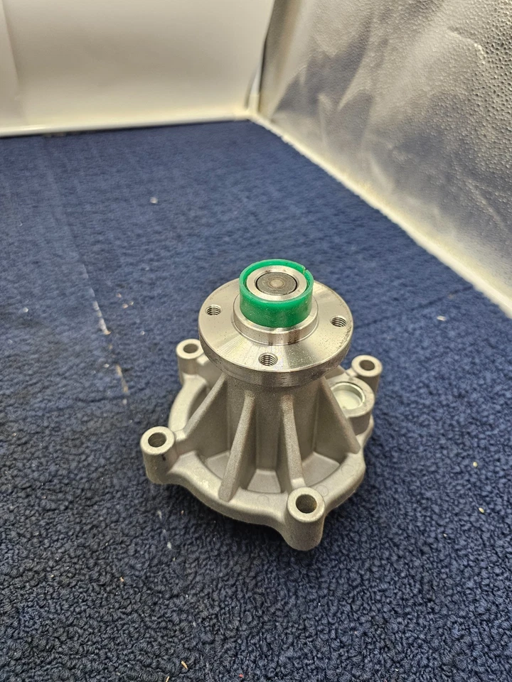 Bomba de agua T4203 para Ford Serie E Serie F Jaguar X 2009 Land Rover 06 Foto 2 de 4