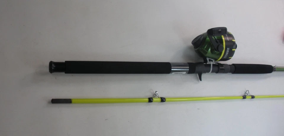 Combo de varilla de acción mediana-pesada Zebco 2141432 BCATSC702MHB 808 Bigcat 7 pies Foto 4 de 4