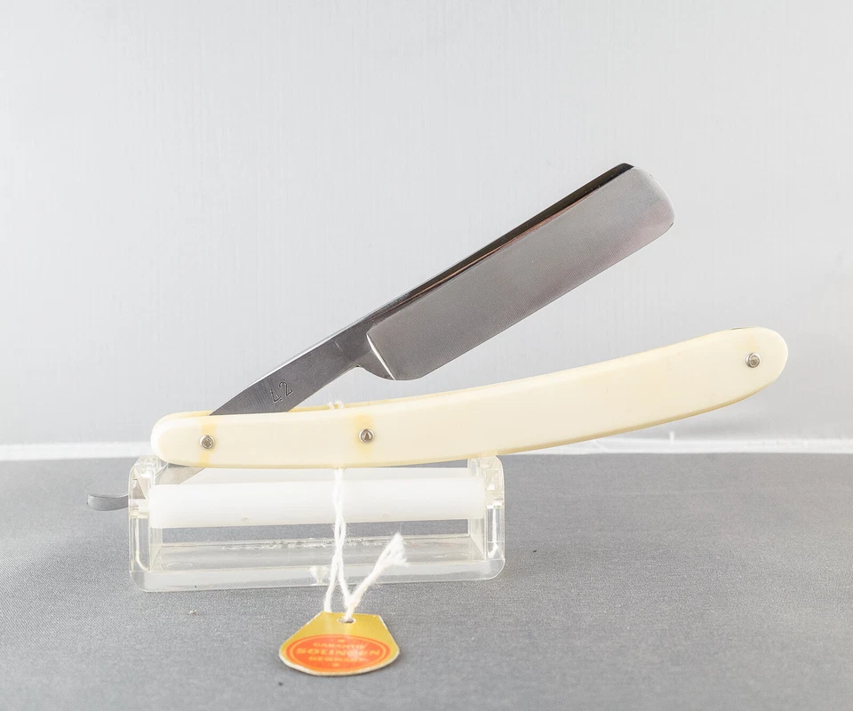 Maquinilla de afeitar recta Dorko 42 Solingen acero al carbono nueva sin usar Foto 3 de 4