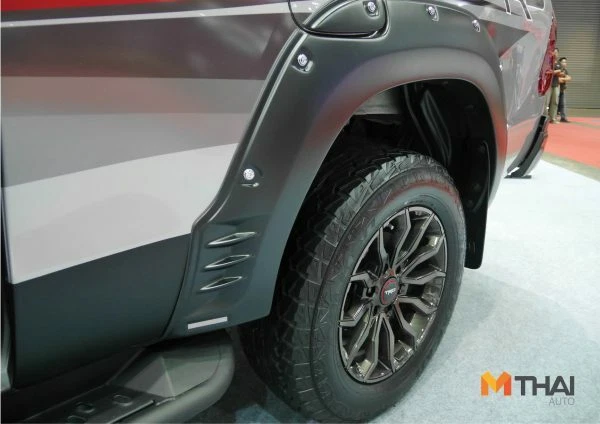 Fender Flares V.3 Matt Black For Toyota Hilux 4Dr Revo Rocco 2018 2019 - Imagem 3 de 4