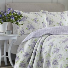 NEW  COZY COTTAGE CHIC SOFT PURPLE LILAC LAVENDER GREEN WHITE FLOWER QUILT SET