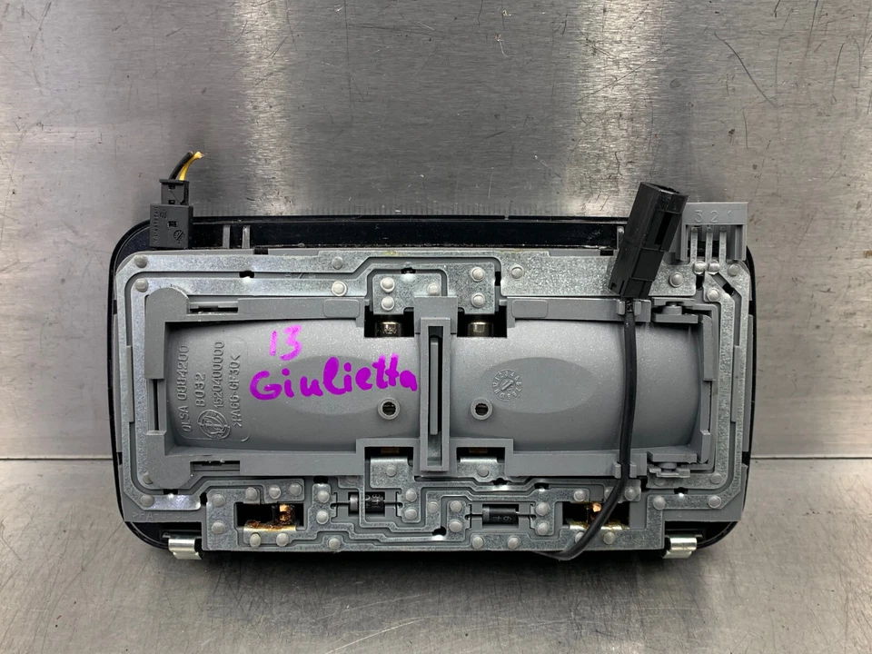 2013 ALFA ROMEO GIULIETTA INTERIOR READING LIGHT 156099023 - Image 4 of 4