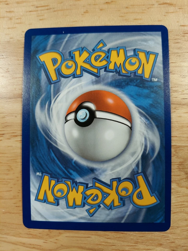 Alcremie V 064/072 Shining Fates NM Full Art Ultra Rare Pokemon Card - Image 2 of 2