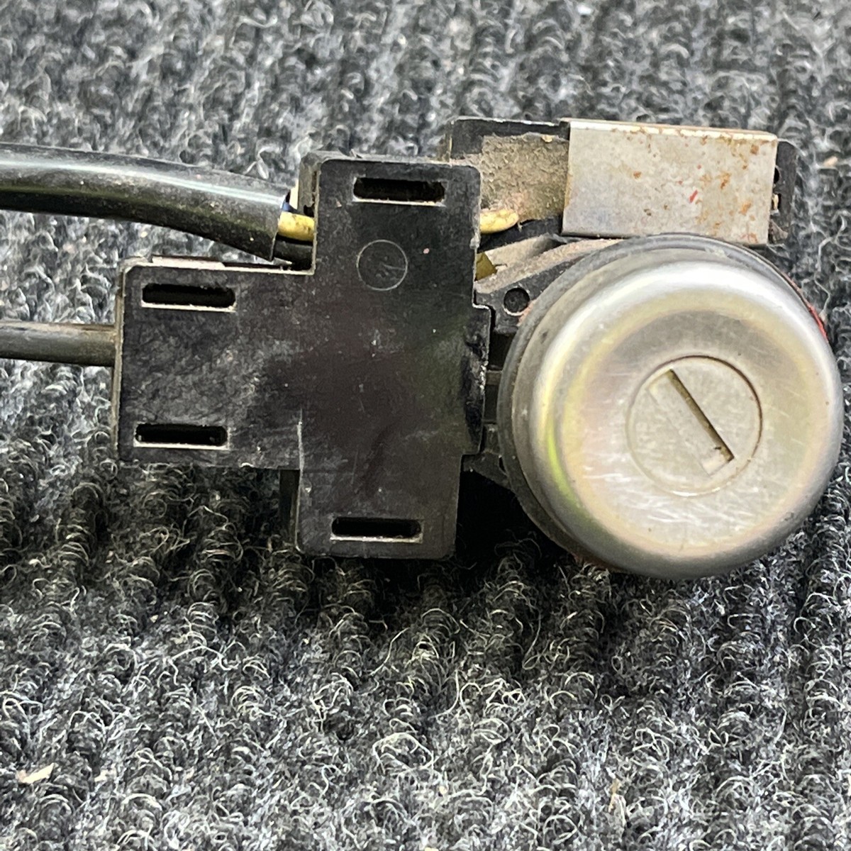 🔥🔥🔥Fit For 1987-89 Nissan 300zx Power Door Lock Tumbler