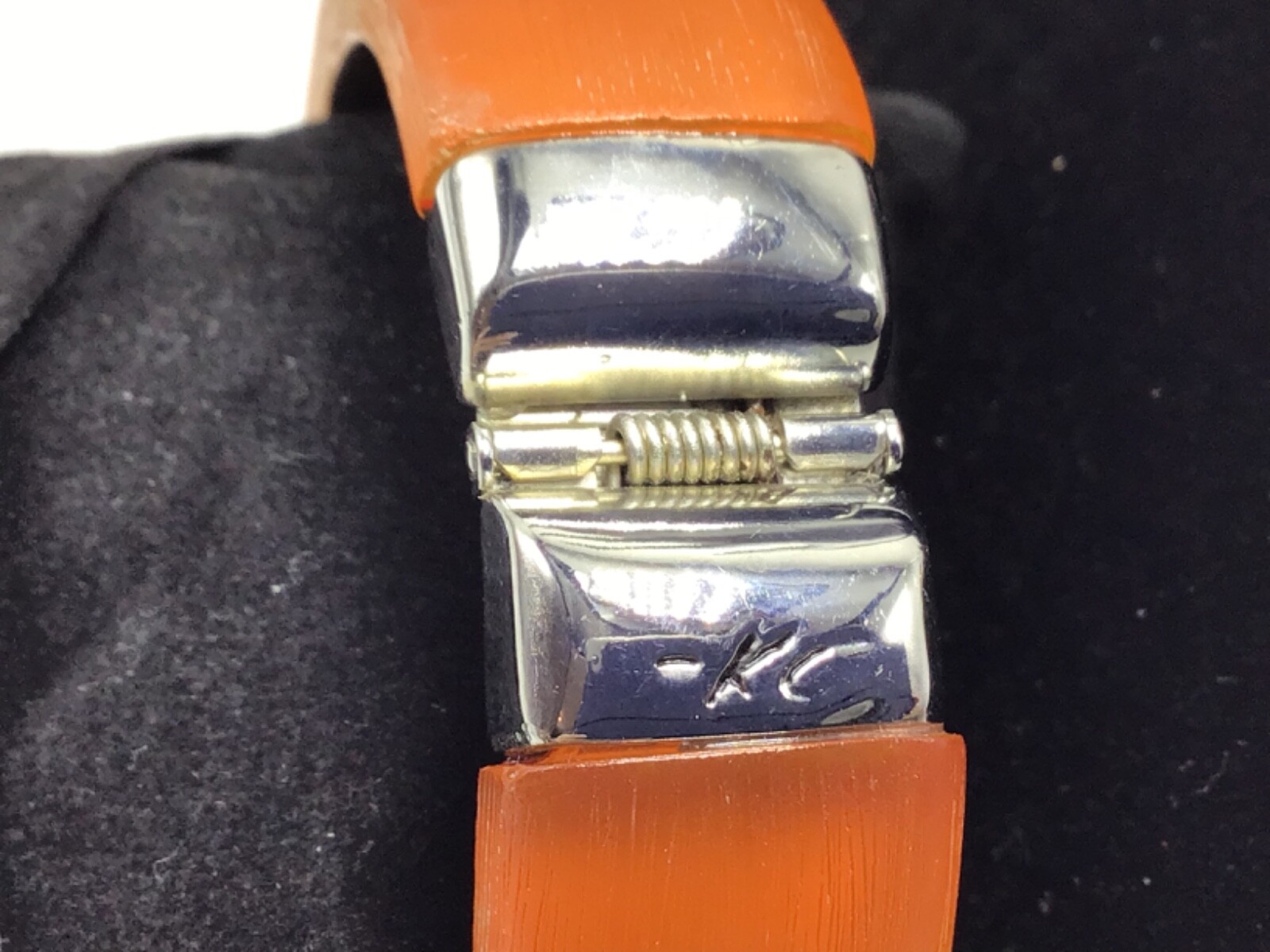ORANGE PLASTIC HINGE BANGLE BRACELET WITH CRYSTAL… - image 3