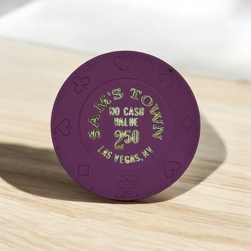RARE SAM'S TOWN LAS VEGAS $2.50 FUSCHIA CASINO CHIP CHEQUE