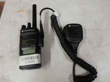Motorola MOTOTRBO XPR3500e 403-512 MHz UHF Two Way Radio AAH02RDH9VA1AN