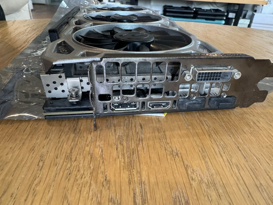 EVGA GeForce GTX 1080 Ti – 11GB GDDR5X – Model 11G-P4-6694-KR - Image 3 of 4