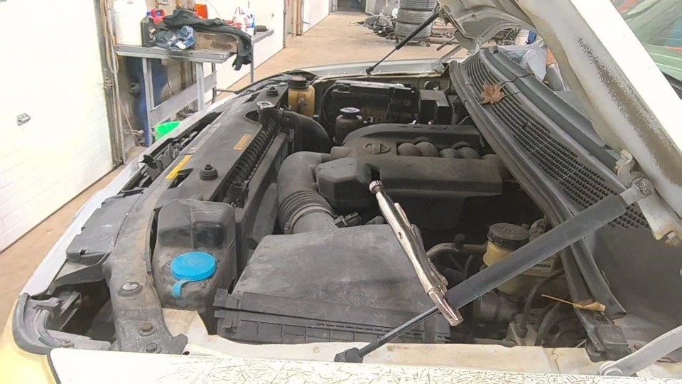 Alternator Fits 04-06 INFINITI QX56 735578 - Image 2 of 4