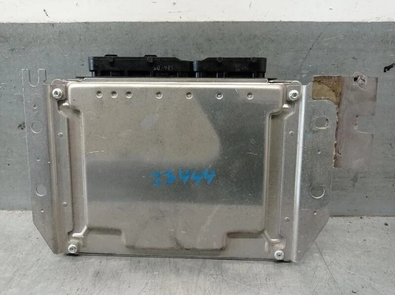 3910427260 centralita motor uce para HYUNDAI TUCSON (JM) 2.0 CRDI CAT 5633533 - Immagine 2 di 4