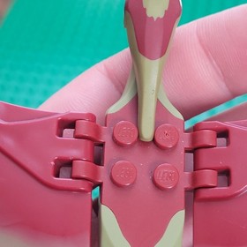 LEGO Jurassic World PTERODACTYL Minifigure Dinosaur Green Red Pteranodon. READ