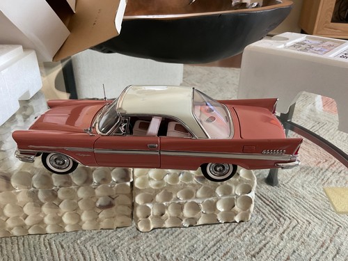 DANBURY MINT LIMITED EDITION 1957 CHRYSLER NEW YORKER SPORTS COUPE DIECAST 1:24 - Picture 7 of 11