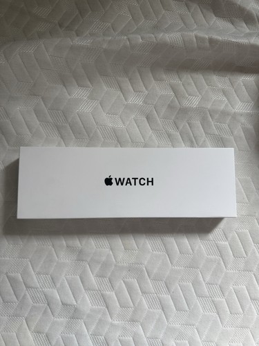 (3) Apple Watch SE 2nd Generation (GPS) 44mm Starlight Aluminum M/L - Starlight
