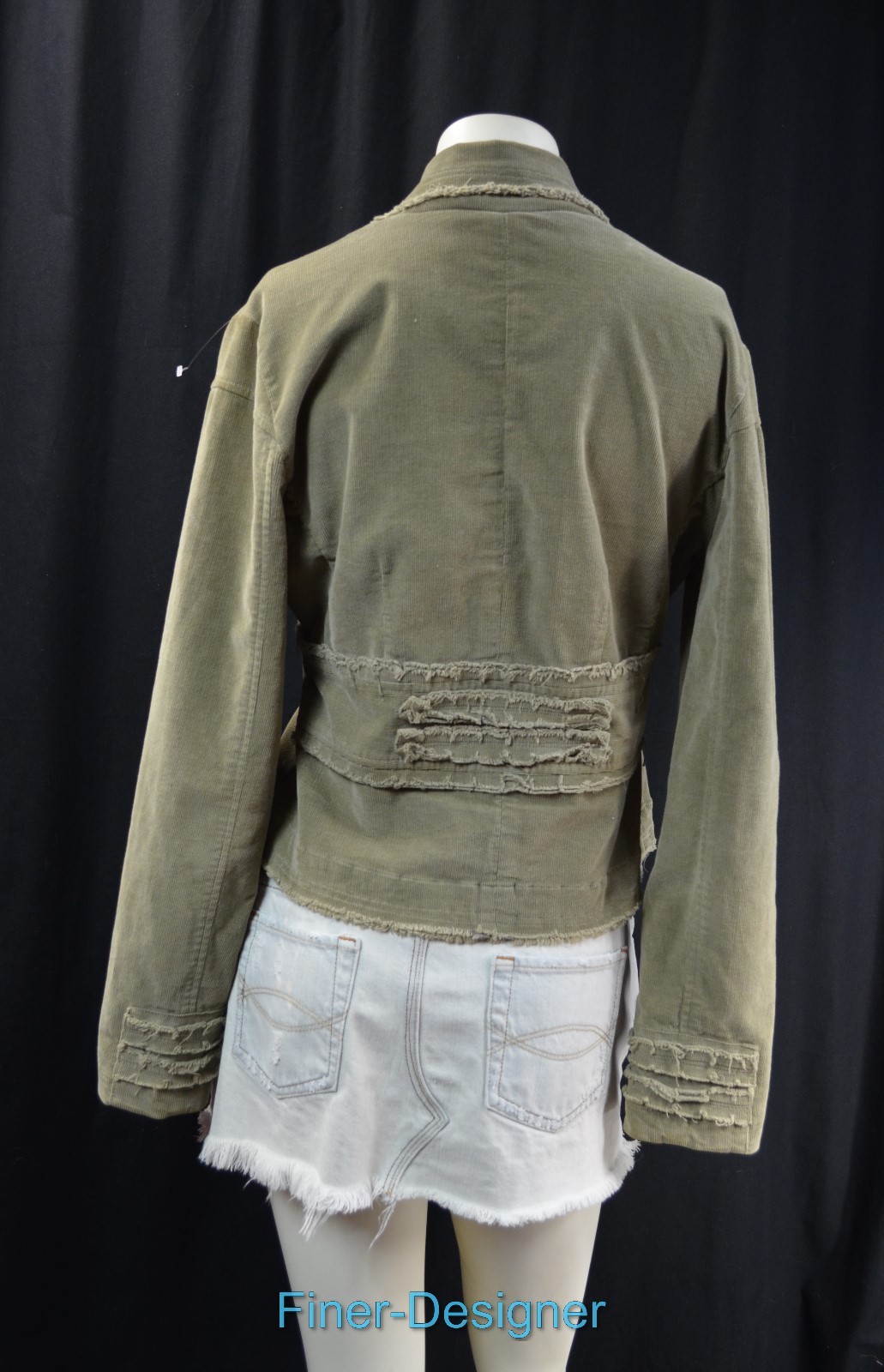ASHLEY 26 INTERNATIONAL Corduroy Jacket 