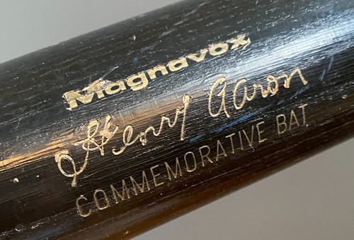 Hank Aaron Atlanta Braves 1974 715th Home Run Promotional Magnavox Baseball Bat - Picture 4 of 11