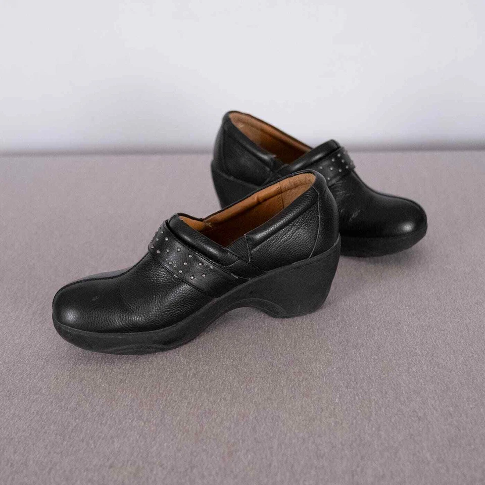 Zuecos Bjorndal Allana de cuero negro para mujer talla 9,5 estilo 136412 Foto 2 de 4